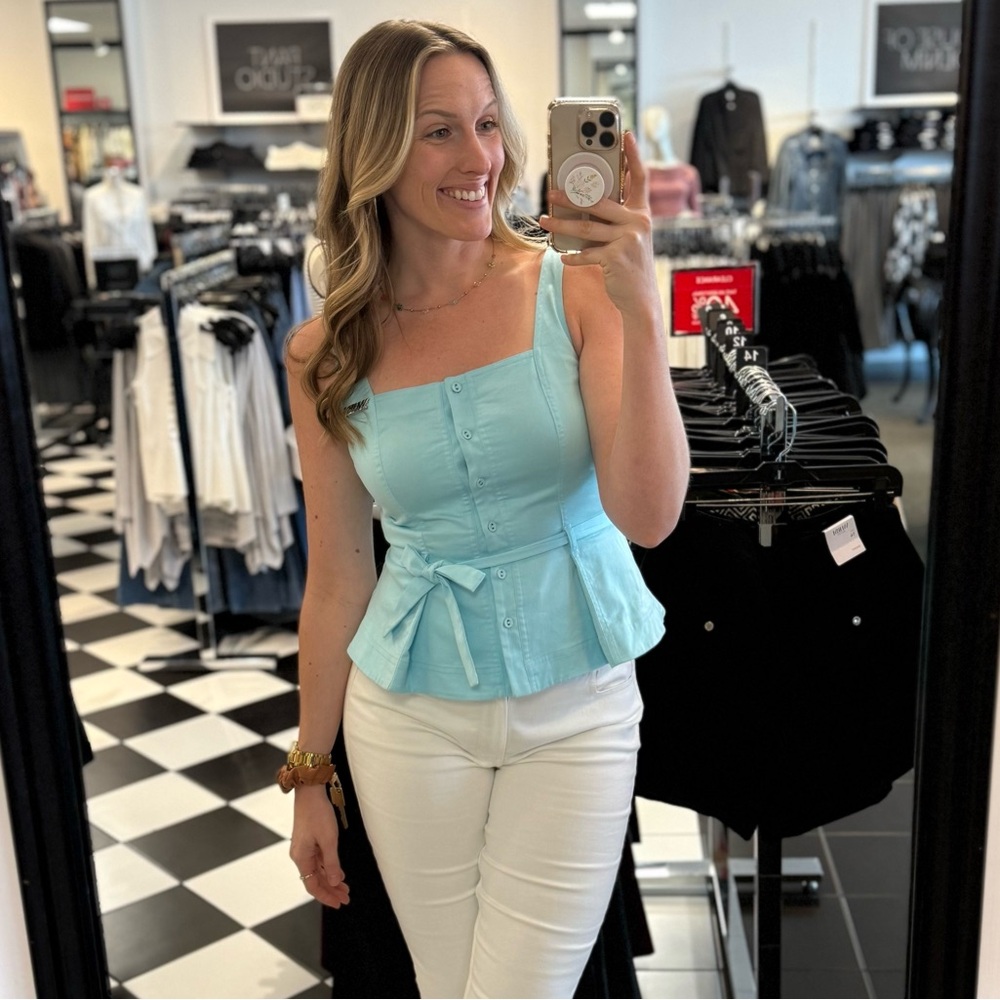 Meet your Posher, Tabitha